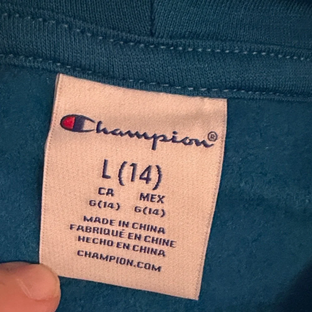 Champion Girls Ultrasoft Hoodie with pockets  size Large 14